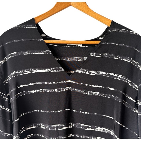 Vince Shadow Stripe V-Neck 100% Silk Tunic Dress - Picture 14 of 16